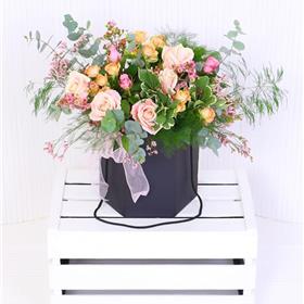 fwthumbPink Rose Hatbox.jpg